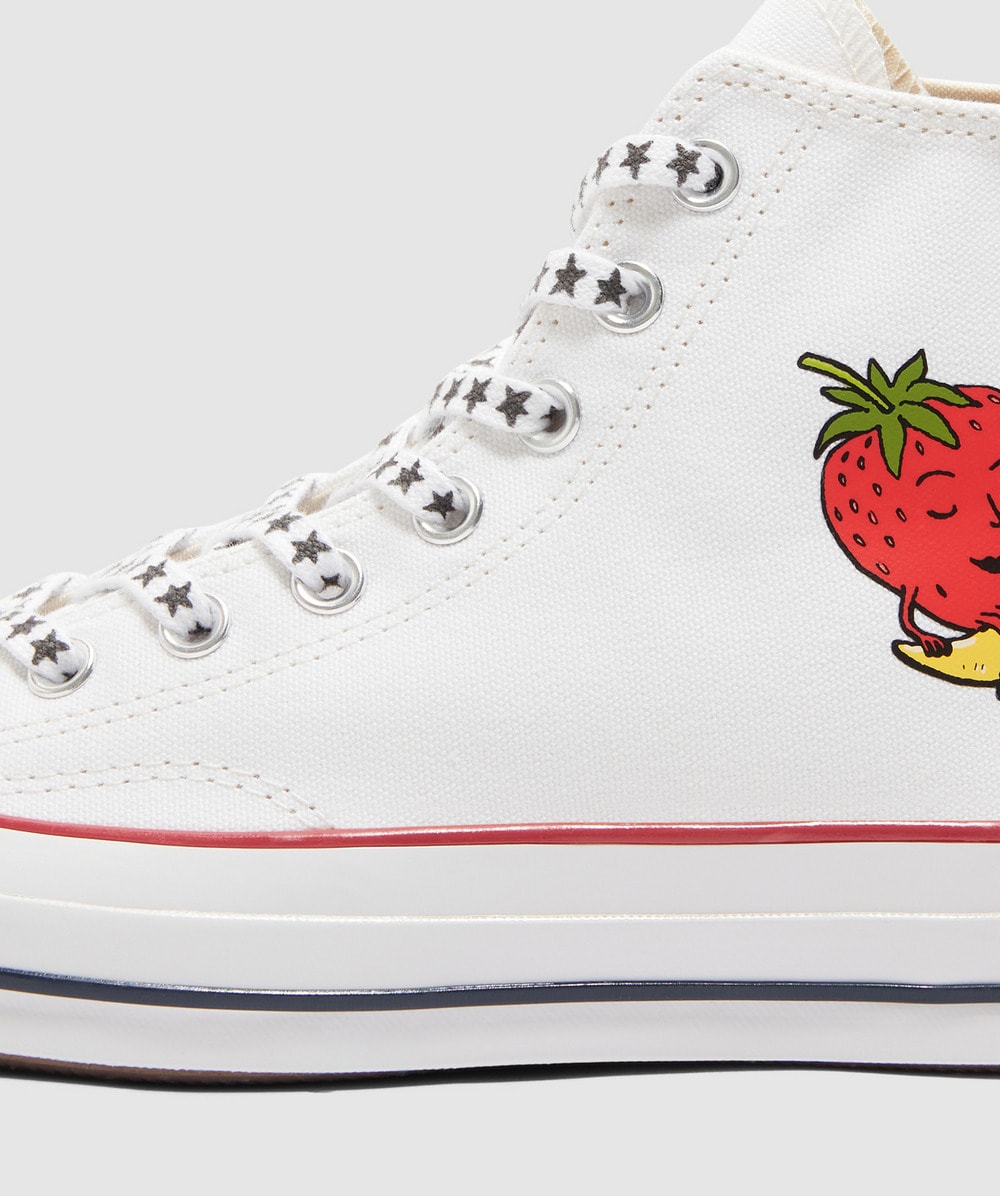 Converse strawberry deals