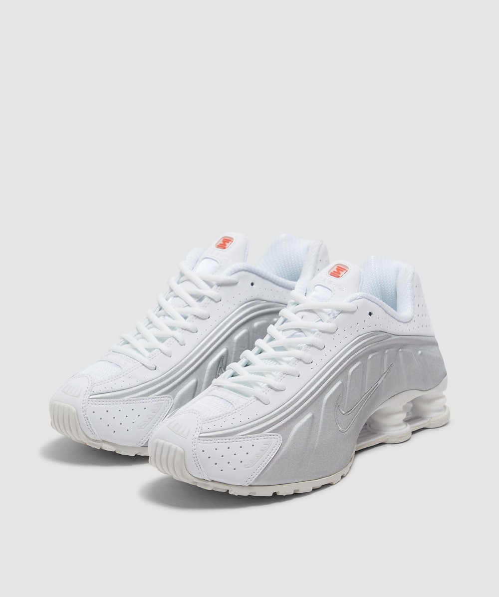 Nike Shox R4 sneaker WHITE WHITE MTLC SILVER MAX ORANGE SEVENSTORE