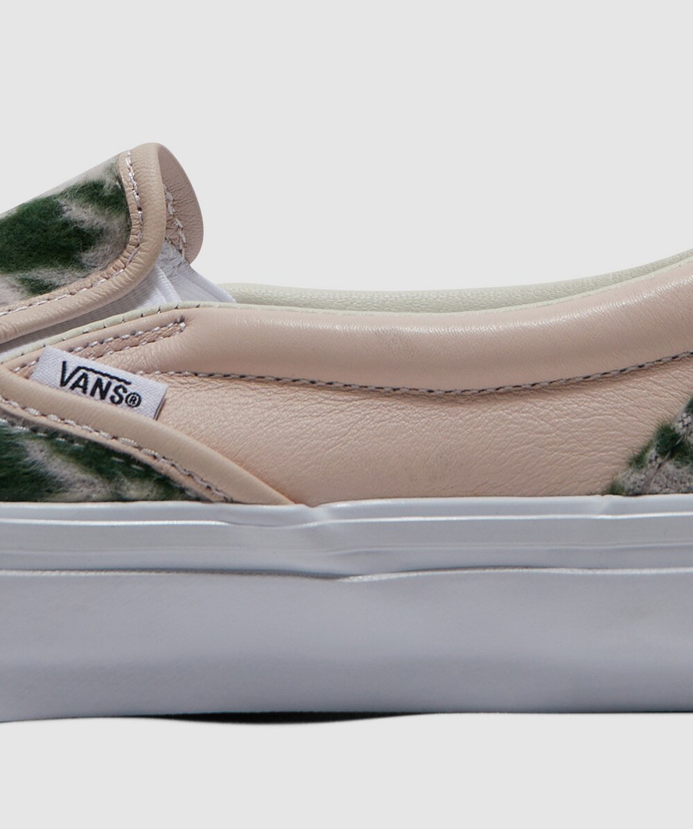 Pearl slip on vans deals