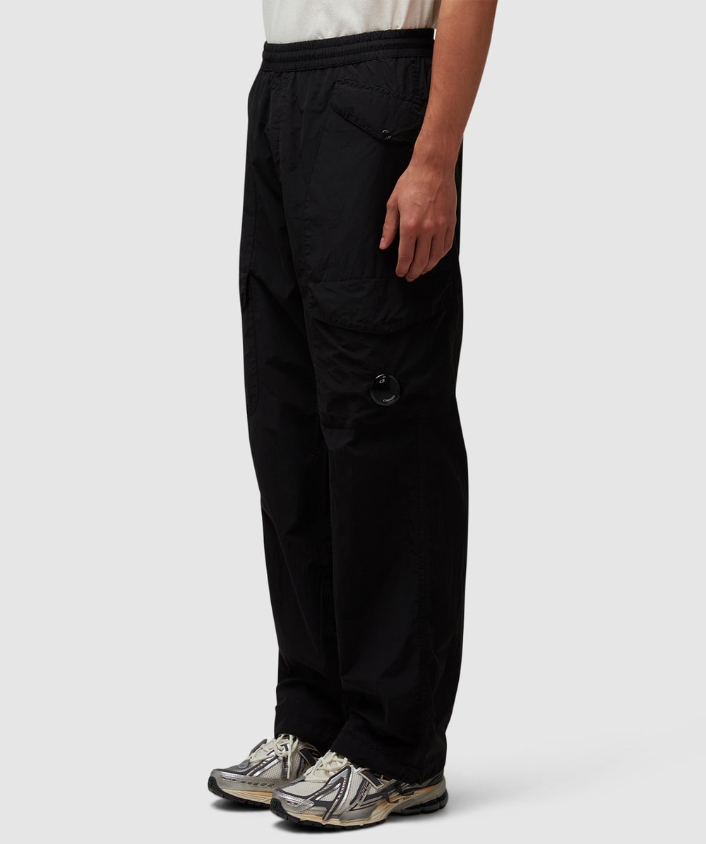 C.P. Company Flatt nylon loose utility pant | BLACK | SEVENSTORE