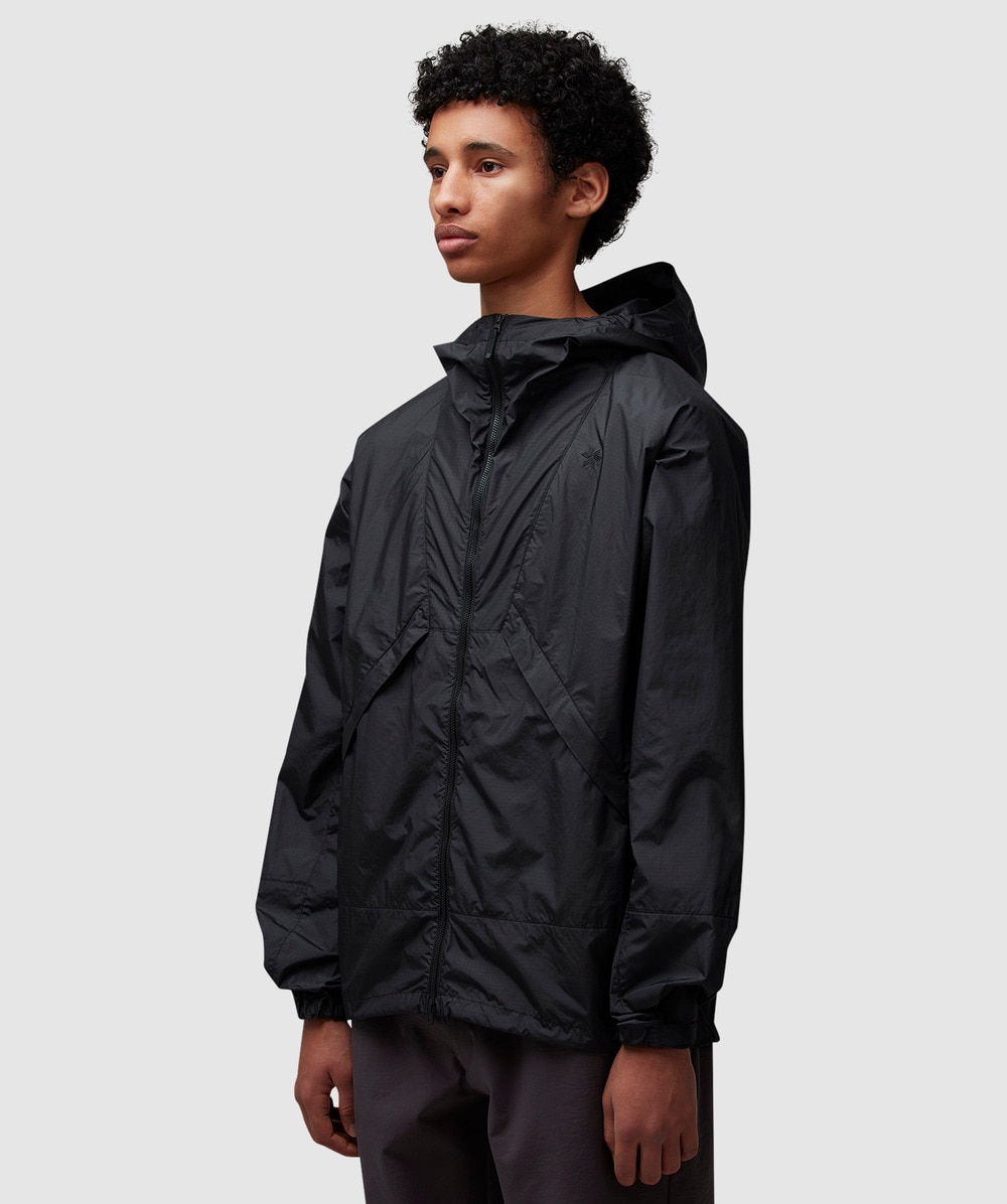 Goldwin Rip-stop light jacket | BLACK | SEVENSTORE