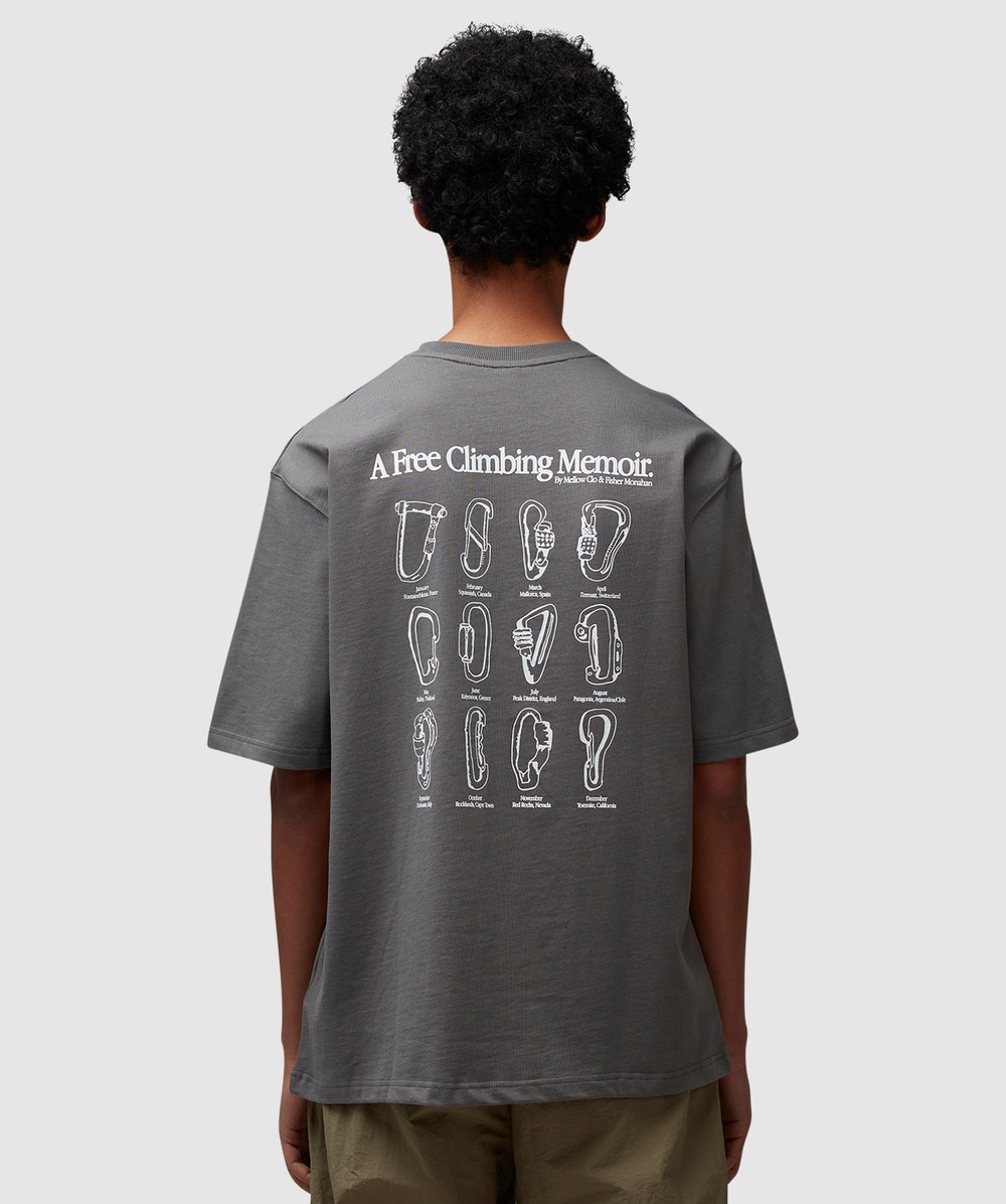 Mellow Clo Little Things T-shirt In Charcoal